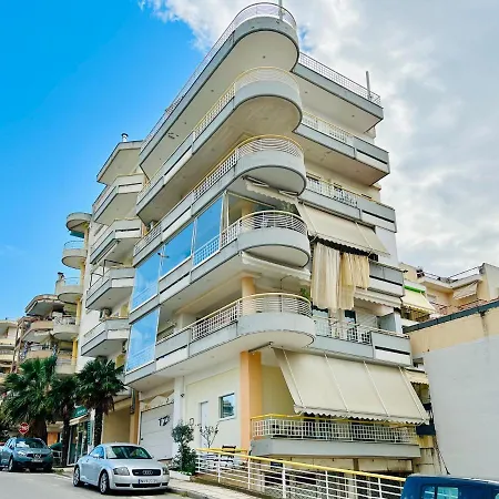 Ithaca: με αυτόνομη είσοδο. Apartment Thessaloniki
