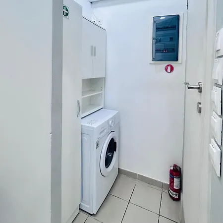 Ithaca: με αυτόνομη είσοδο. Apartment *